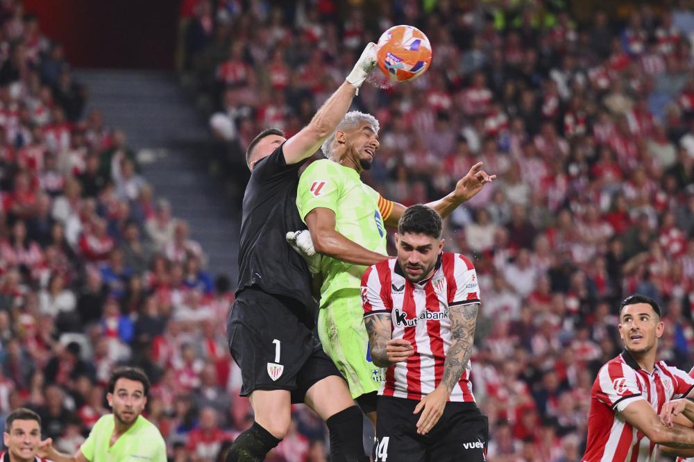 斯洛特：让萨拉赫替补不是容易的决定，但这就是我的选择