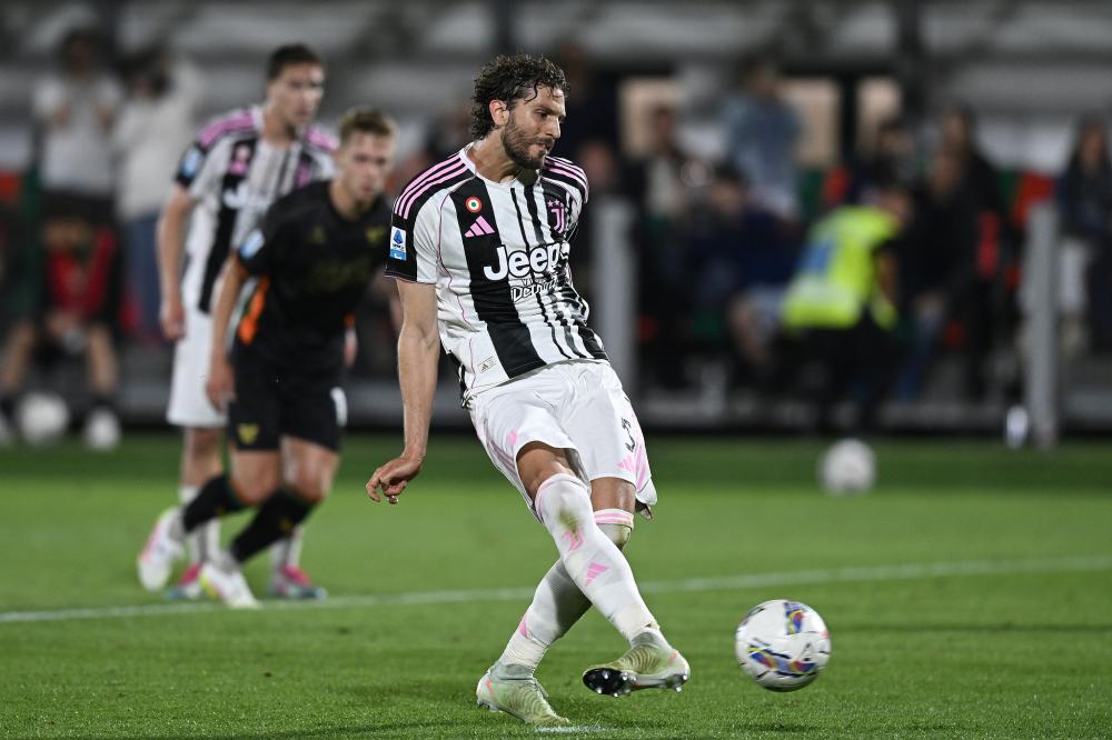 迈阿密国际拟买断阿连德，阿根廷前锋季后赛6场9球创纪录助队夺冠